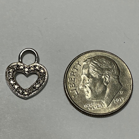 Sterling Silver open heart Pendant with clear stones - Picture 2 of 3